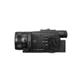Camera Video 4K Sony FDR-AX700 Black, Handycam® 4K cu focalizareautomata hibrida rapida, senzor CMOS Exmor RS suprapus de tip 1 (13,2 x8,8 mm), procesor de imagine BIONZ X, obiectiv ZEISS Vario-Sonnar® T*,diafragma F2,8-F4,5, zoom optic 12x, zoom digital 