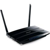 Router TP-Link TL-WDR3600, Dual Band Wireless N 300Mbps (Simultaneous 2.4GHz 300Mbps and 5GHz 300Mbps connections), 4 x 10/100/1000Mbps LAN Ports, 1 x 10/100/1000Mbps WAN Port, 2 x USB 2.0 Port, Detachable Dual Band Antenna 1 x 2dBi(2,4GHz) 1 x 3dBi(5GHz)
