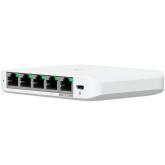 Ubiquiti 5-port 2.5G switch that can be powered with PoE or a USB-C adapter; 4x 2.5 GbE ports, 2.5 GbE PoE input port for power